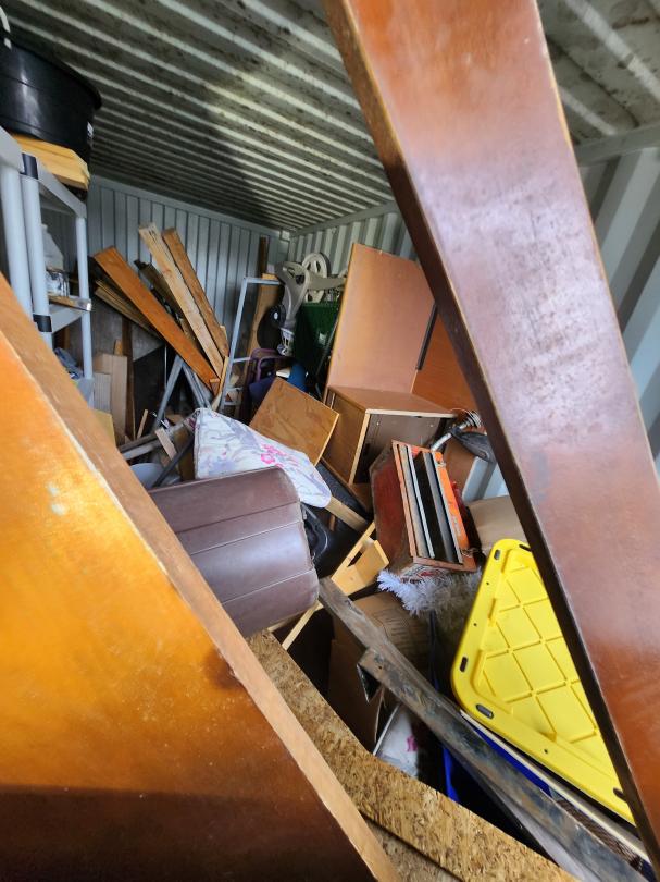 Storage Unit Auction in Elyria, OH at Elyria Storage Park ends on 5th